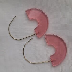 Chic Minimalist Pink Acrylic Arch Hoop Earrings